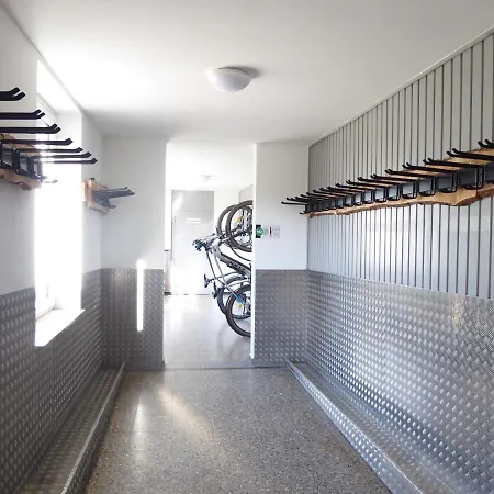 Διαμέρισμα Sunshine Pool Sauna Terrasse Wifi